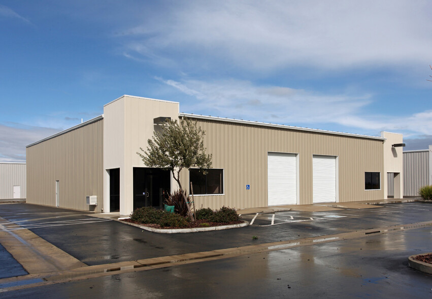 4537 Skyway Dr, Olivehurst, CA à louer - Photo de l’immeuble – Image 1 sur 2