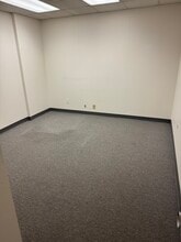 127 Gaither Dr, Mount Laurel, NJ à louer Photo intérieure– Image 1 sur 4