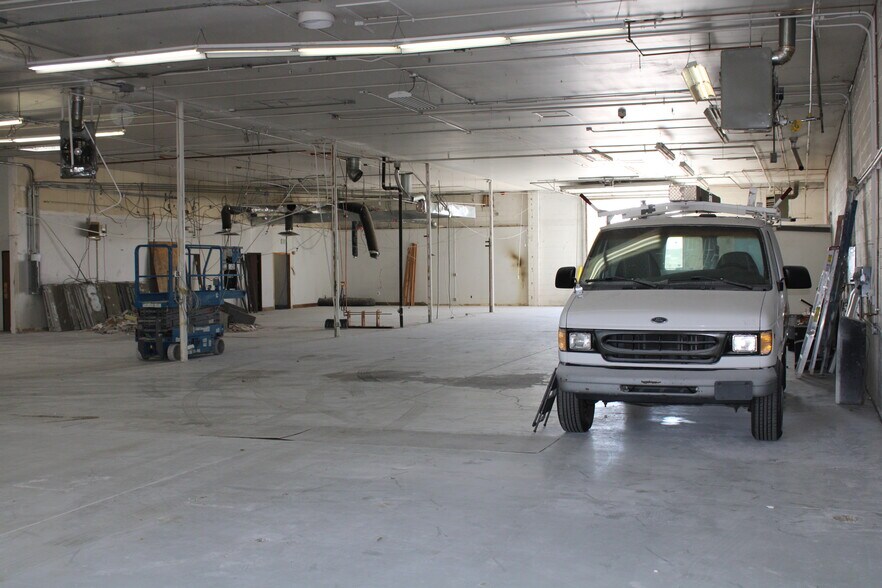 5981 Marion Dr, Denver, CO à vendre - Photo intérieure – Image 2 sur 14