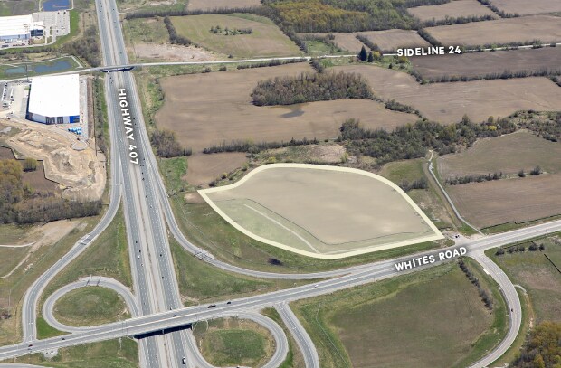 Whites Rd, Pickering, ON à vendre - Photo principale – Image 1 sur 9