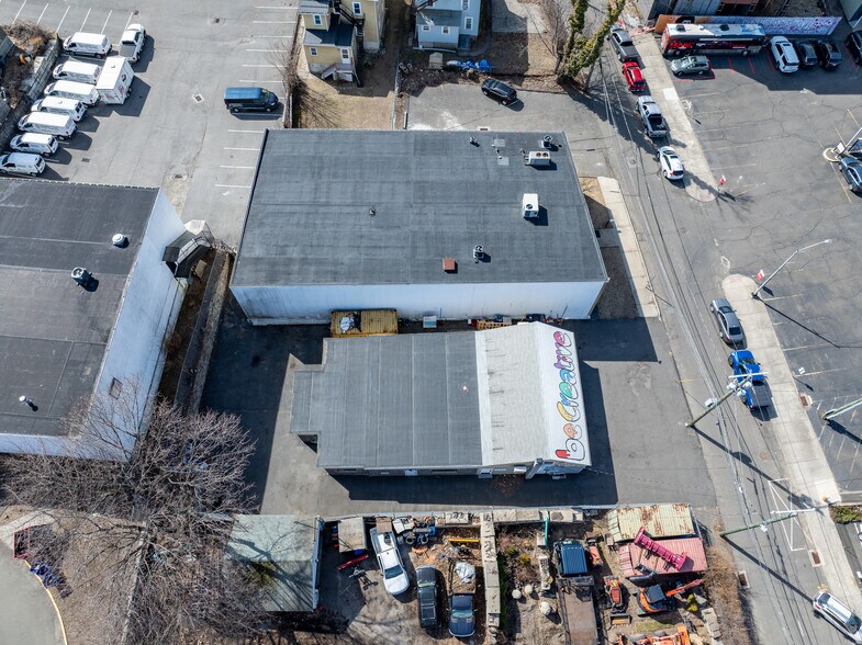 22 Leonard St, Norwalk, CT à louer - Photo de l’immeuble – Image 2 sur 12