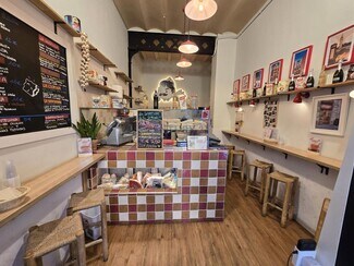 Plus de détails pour Local commercial à louer