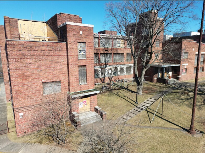 177 Franklin St, Bloomfield, NJ à vendre - Photo de l’immeuble – Image 2 sur 4