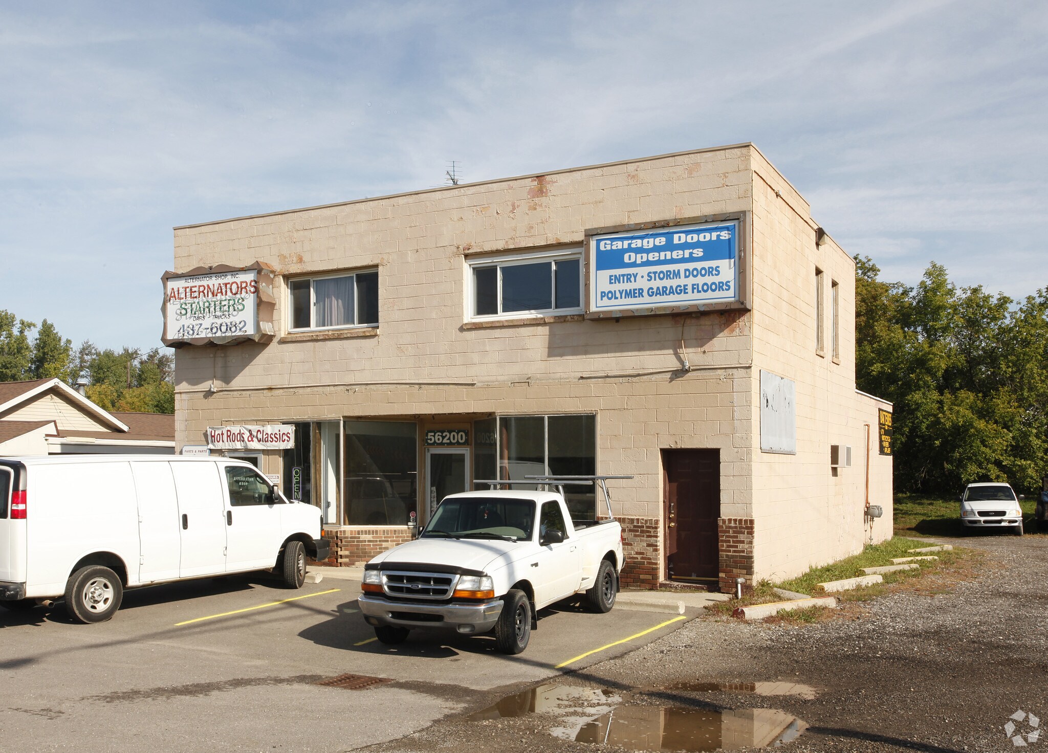 56200 Grand River Ave, New Hudson, MI à vendre Photo principale– Image 1 sur 3