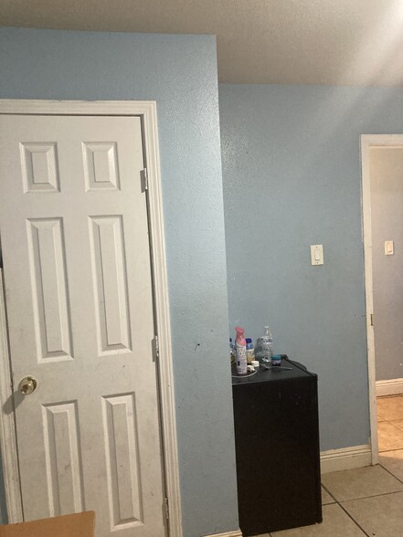 2401 S Johnson St, New Orleans, LA à vendre - Photo de l’immeuble – Image 2 sur 21
