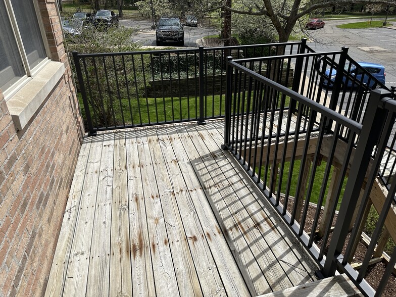 8080 Moors Bridge Rd, Portage, MI à louer - Photo de l’immeuble – Image 2 sur 15