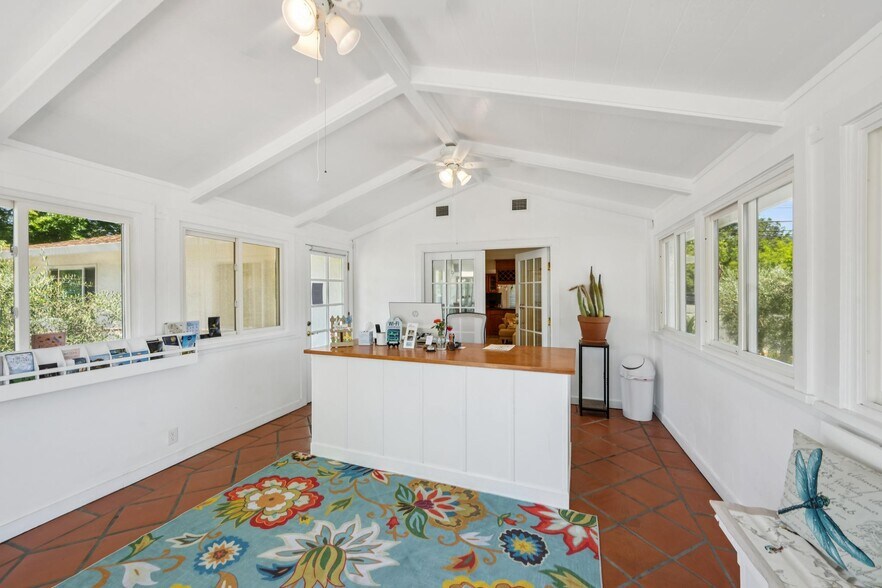 1623 Lake St, Calistoga, CA à vendre - Photo de l’immeuble – Image 3 sur 26
