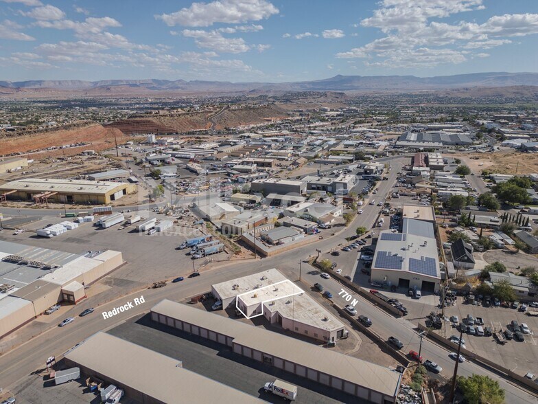 791 Red Rock Rd, St George, UT à louer - Photo de l’immeuble – Image 2 sur 6