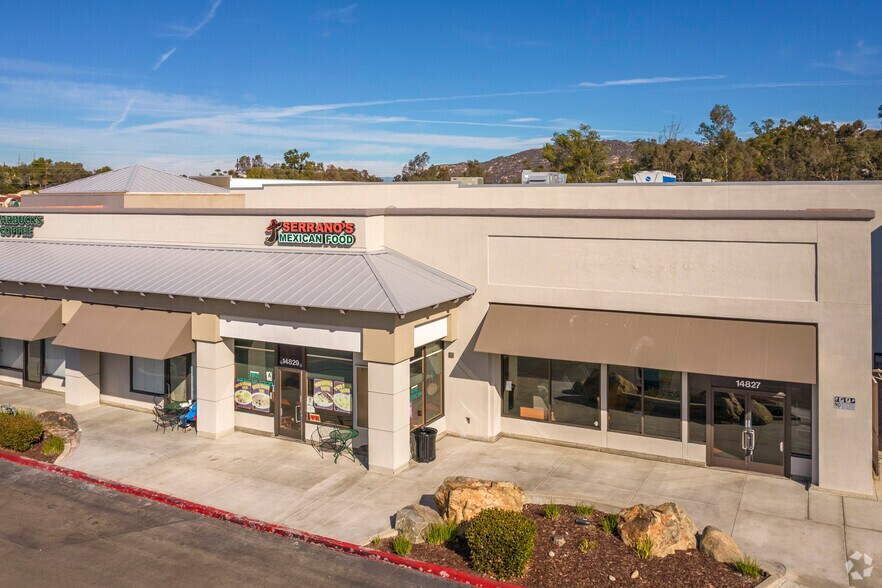 14721-14857 Pomerado Rd, Poway, CA à louer - Photo de l’immeuble – Image 2 sur 11