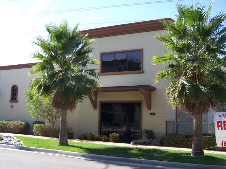 4875 Rivergrade Rd, Irwindale, CA à vendre - Photo principale – Image 1 sur 25