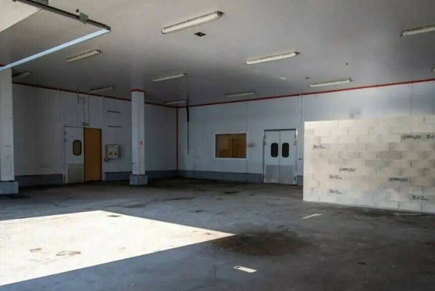 Local d’activités dans BRIVE-LA-GAILLARDE à louer - Photo de l’immeuble – Image 2 sur 3