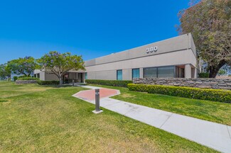 Plus de détails pour 380-384 Clinton St, Costa Mesa, CA - Industriel/Logistique à louer