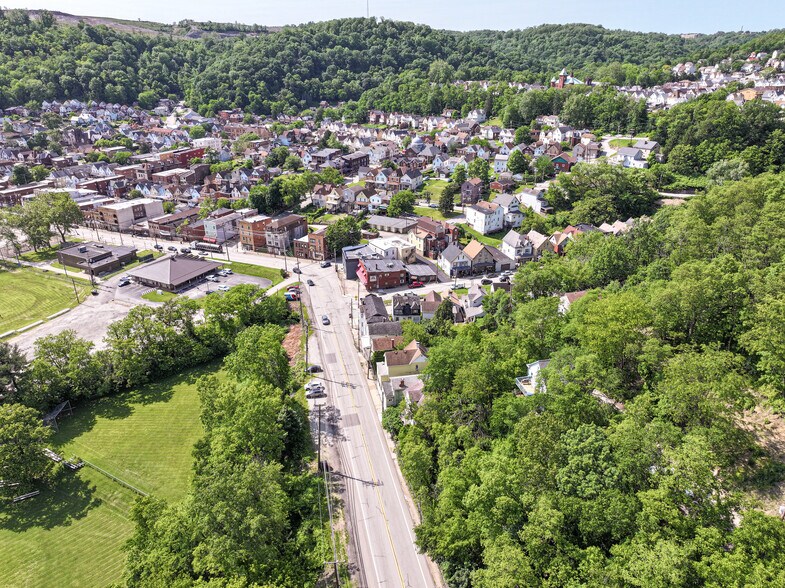 936 Broadway, Pitcairn, PA à vendre - Photo de l’immeuble – Image 3 sur 22