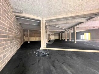 Plus de détails pour Local commercial à louer