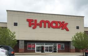 1400 E Ireland Rd, South Bend, IN à louer - Photo de l’immeuble – Image 2 sur 7