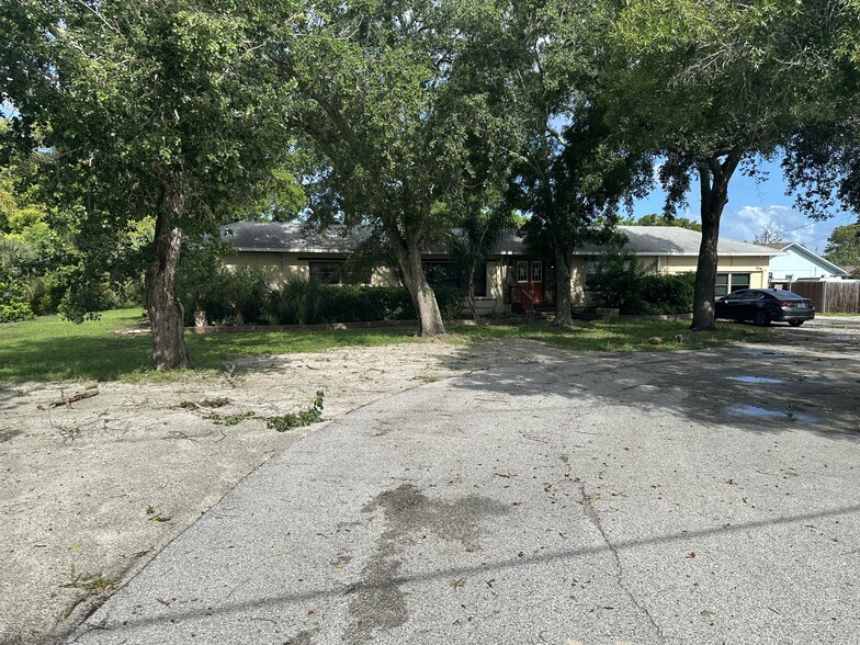 408 75th St NW, Bradenton, FL à vendre - Photo de l’immeuble – Image 2 sur 9