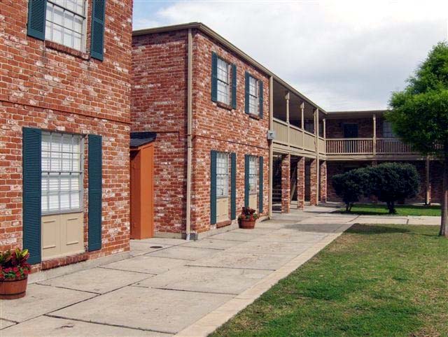 6235 Chef Menteur Hwy, New Orleans, LA à vendre - Photo de l’immeuble – Image 2 sur 7