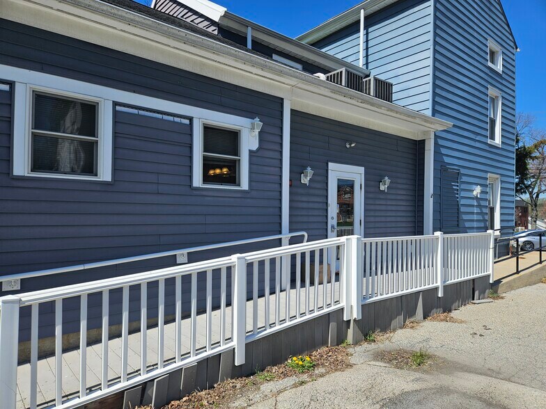 606 Germantown Pike, Lafayette Hill, PA à vendre - Photo de l’immeuble – Image 3 sur 16