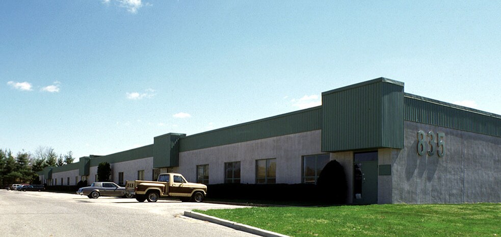 835 Industrial Hwy, Cinnaminson, NJ à louer - Photo de l’immeuble – Image 3 sur 8