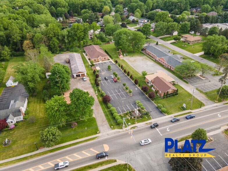 8828 E Market St, Warren, OH à louer - Photo de l’immeuble – Image 3 sur 15