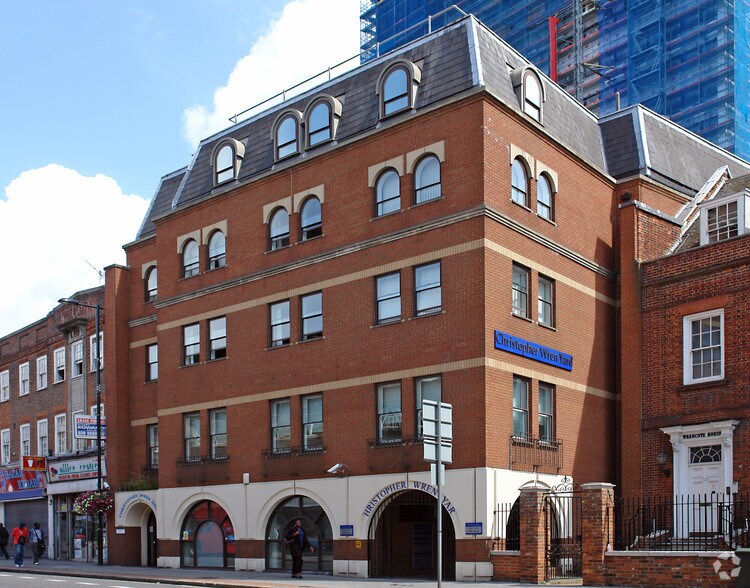 117 High St, Croydon à louer - Photo de l’immeuble – Image 1 sur 4