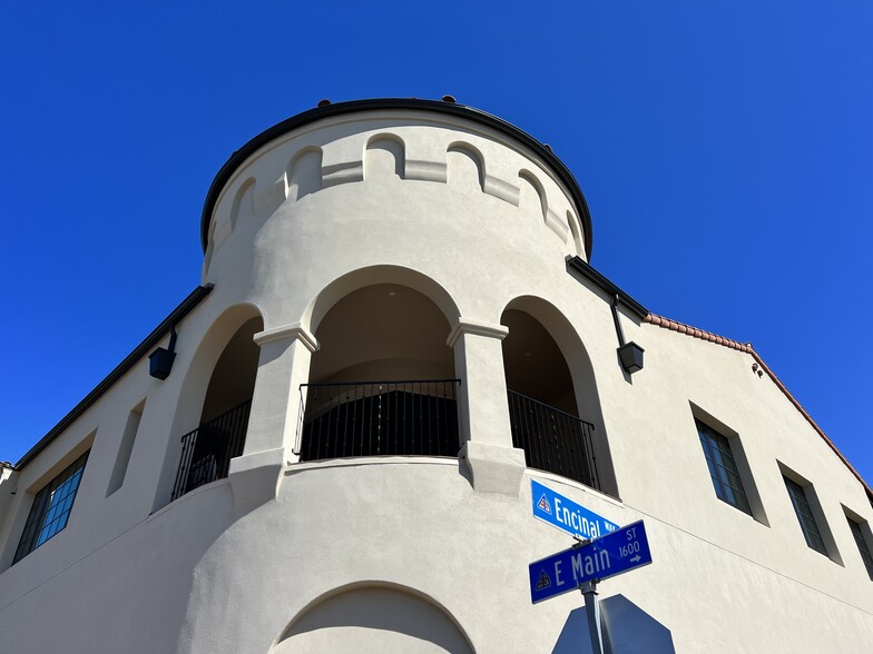 1571 E Main St, Ventura, CA à louer - Photo de l’immeuble – Image 3 sur 4