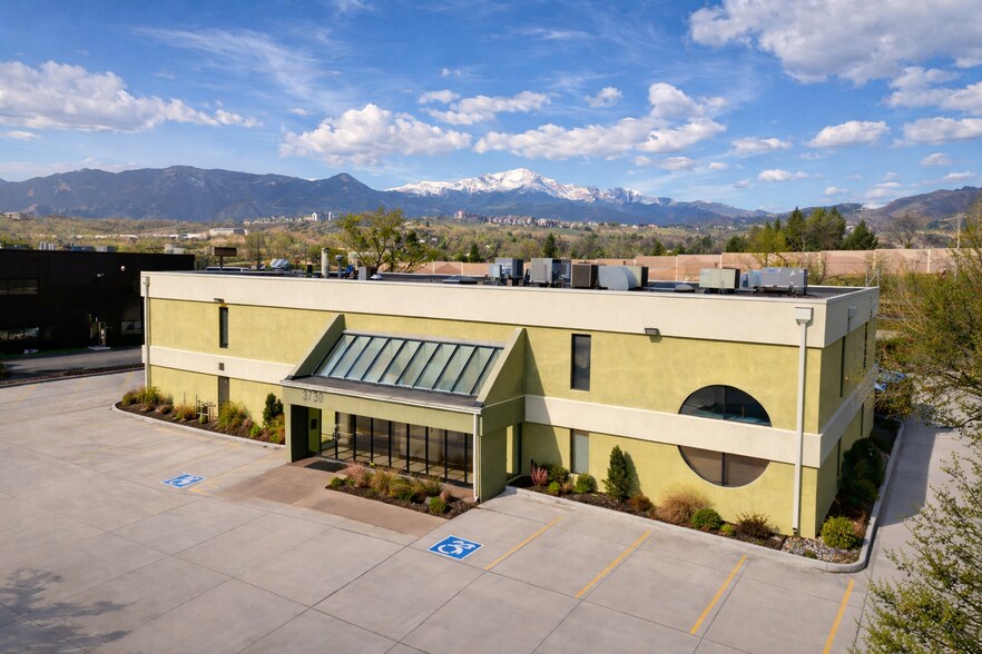 3730 Sinton Rd, Colorado Springs, CO à louer - Photo de l’immeuble – Image 1 sur 19