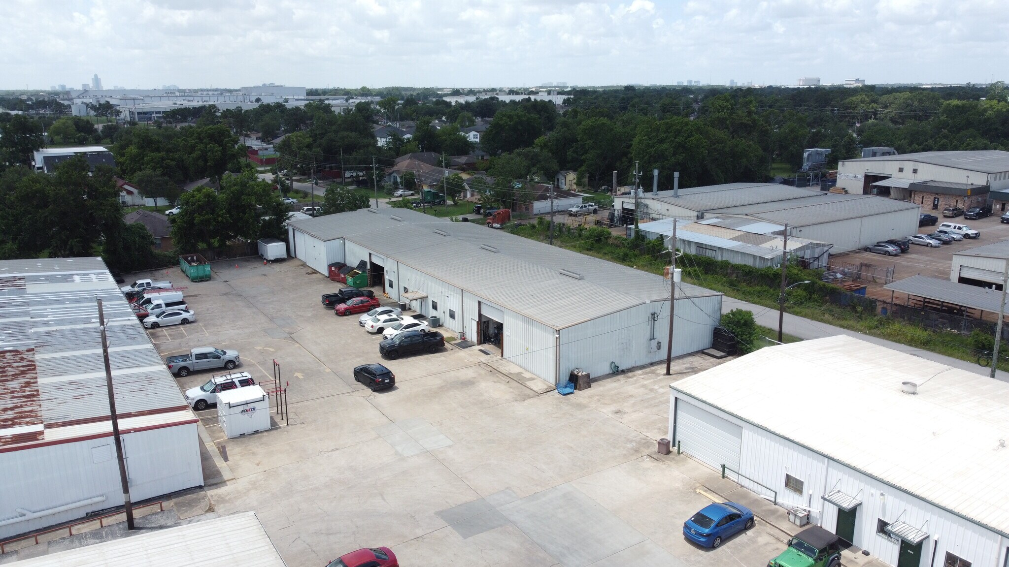 9879 Tanner Rd, Houston, TX à vendre Photo de l’immeuble– Image 1 sur 6
