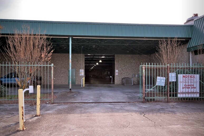 6001 Woodland Hwy, New Orleans, LA à louer - Photo de l’immeuble – Image 3 sur 13