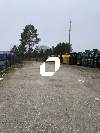 Plus de détails pour Terrain à louer