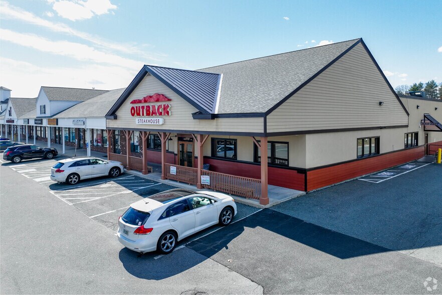 45-60 Mazzeo Dr, Randolph, MA à louer - Photo principale – Image 3 sur 11