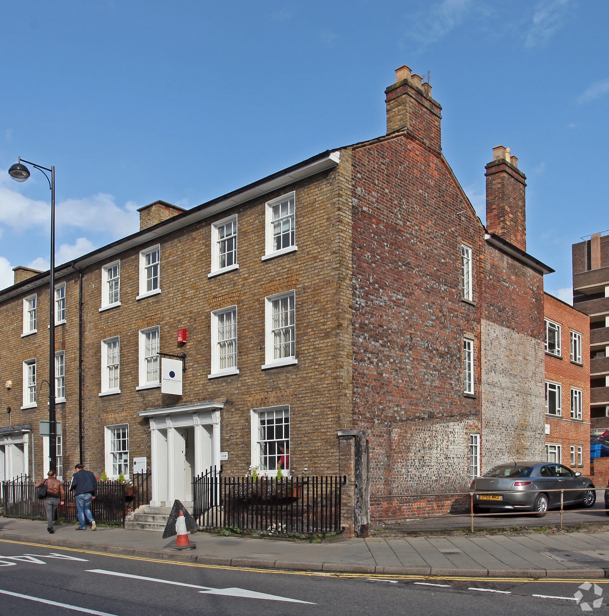 10-11 Easton St, High Wycombe à vendre Photo principale– Image 1 sur 18