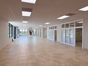 1195 S Congress Ave, West Palm Beach, FL à louer Photo intérieure– Image 2 sur 3