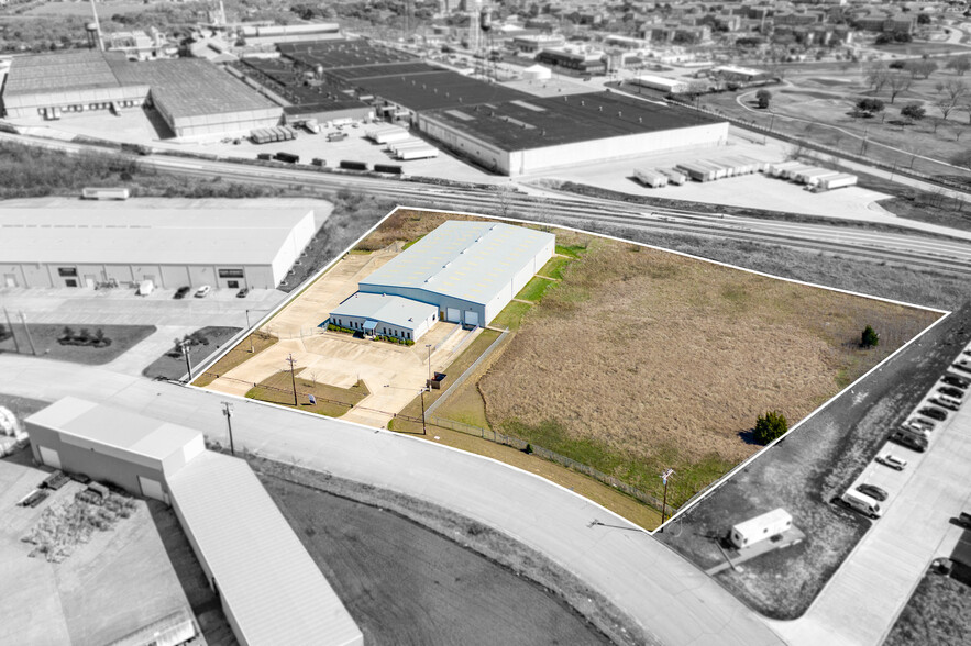 900 Schroeder Dr, Waco, TX à louer - Photo de l’immeuble – Image 2 sur 4