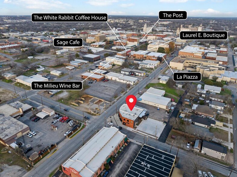 328-330 W Lamar St, Sherman, TX à louer - Photo de l’immeuble – Image 3 sur 5