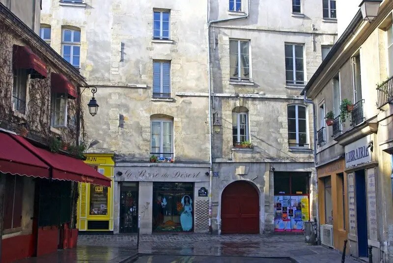 Local commercial dans Paris à louer - Photo de l’immeuble – Image 1 sur 5