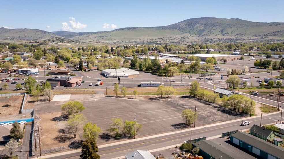 3301 Crosby St, Klamath Falls, OR à vendre - Photo de l’immeuble – Image 3 sur 8