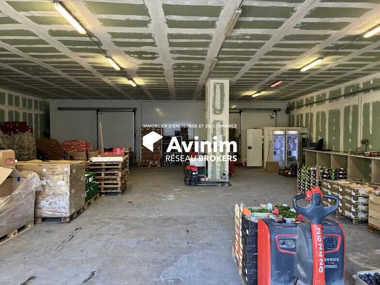 Industriel/Logistique dans Rousset à louer - Photo intérieure – Image 2 sur 6