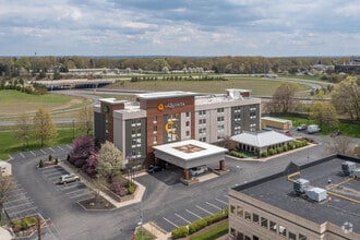 25105 Country Club Blvd, North Olmsted, OH - VUE AÉRIENNE  vue de carte