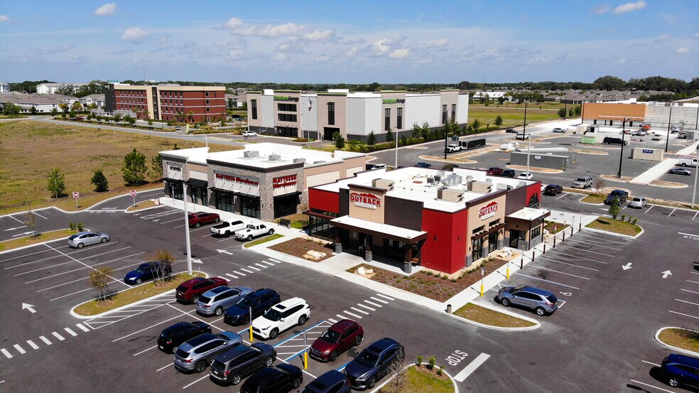5546 Seven Mile Dr, Wildwood, FL à vendre - Photo de l’immeuble – Image 3 sur 17
