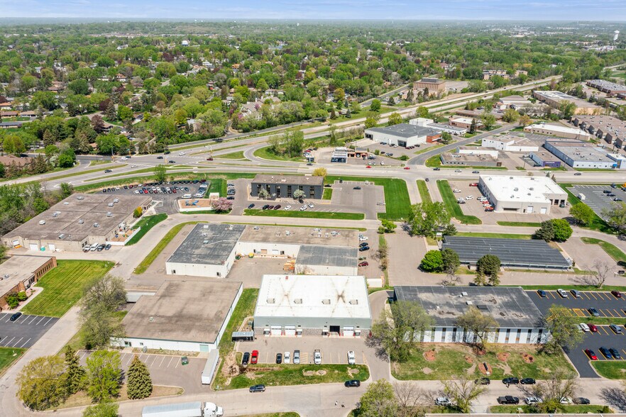 2851 S Anthony Ln, Minneapolis, MN à louer - Photo de l’immeuble – Image 2 sur 6