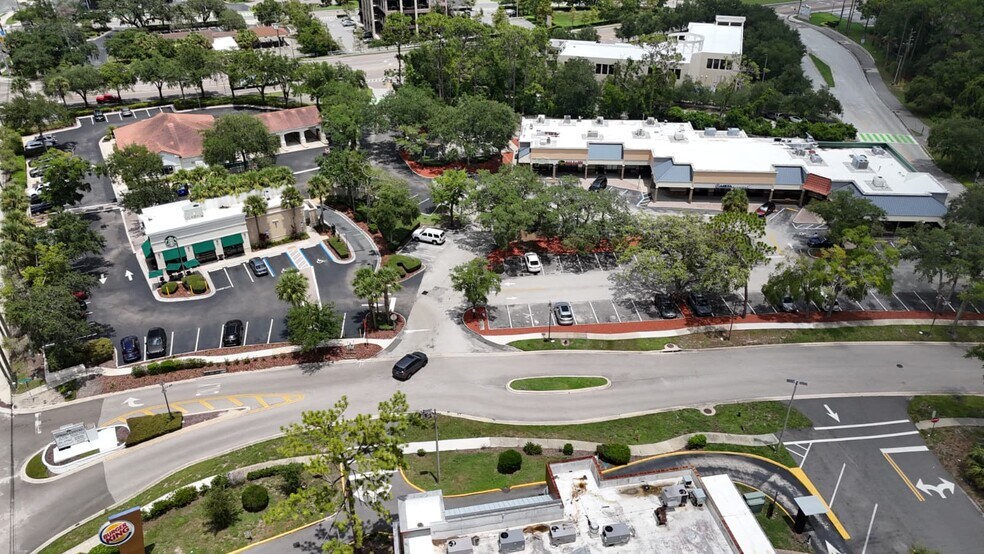 1185 Spring Centre Blvd S, Altamonte Springs, FL à louer - Photo de l’immeuble – Image 3 sur 9