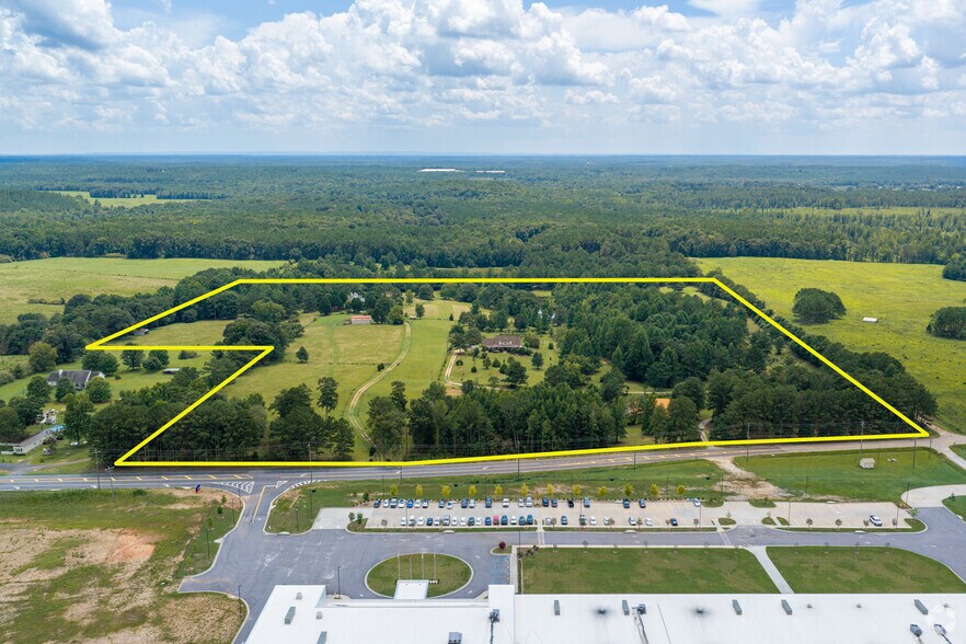 49.16 Acres | Dev Opportunity | Lone Oak portefeuille de 2 biens à vendre sur LoopNet.fr - Photo de l’immeuble – Image 1 sur 19
