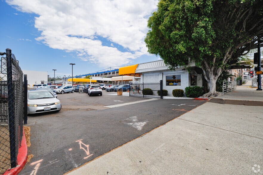 1120 W Laurel St, San Diego, CA à louer - Photo de l’immeuble – Image 3 sur 27