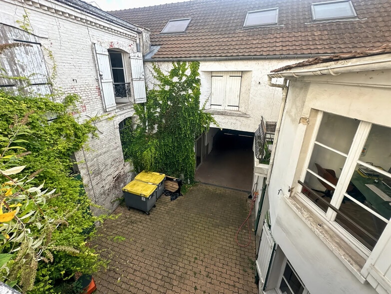 Bureau dans Clichy à vendre - Photo de l’immeuble – Image 2 sur 13