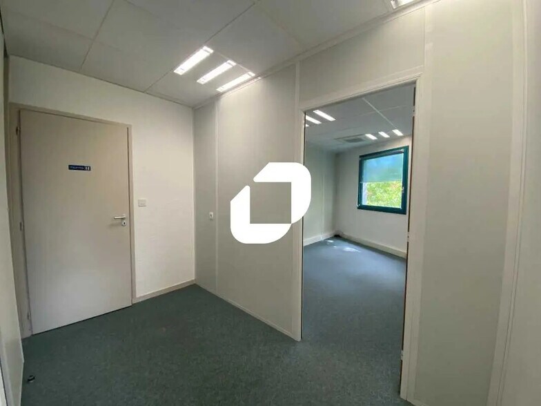 47 Rue Benoit Bennier, Charbonnières-les-Bains à louer - Photo de l’immeuble – Image 2 sur 20