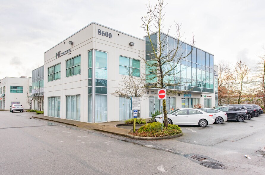 8600 Cambie Rd, Richmond, BC à vendre - Photo de l’immeuble – Image 3 sur 6