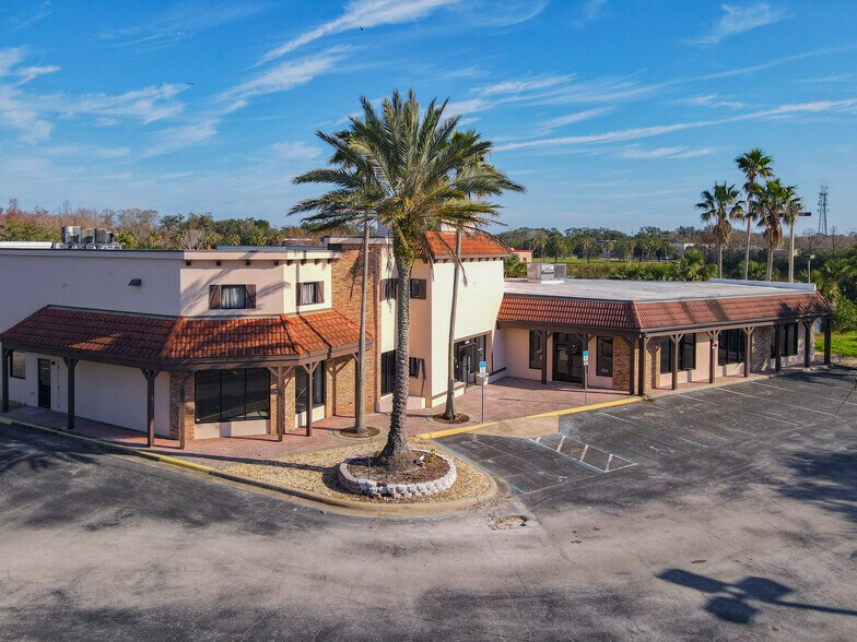 1899 State Road 44 W, New Smyrna Beach, FL à vendre - Photo de l’immeuble – Image 2 sur 55