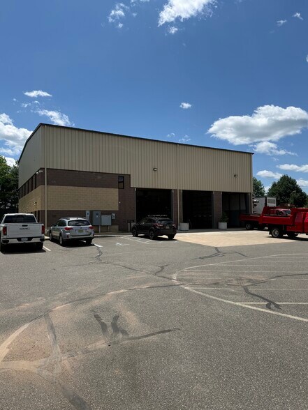 Minneakoning Rd Sale portefeuille de 2 biens à vendre sur LoopNet.fr - Photo de l’immeuble – Image 1 sur 22