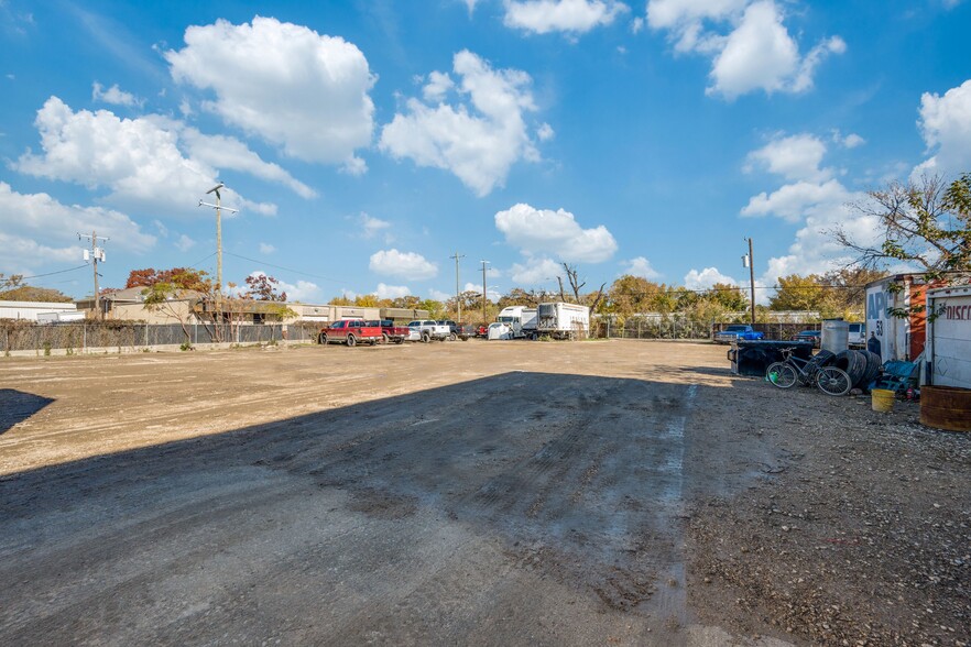 1919 Rhome St, Dallas, TX à louer - Photo de l’immeuble – Image 2 sur 10